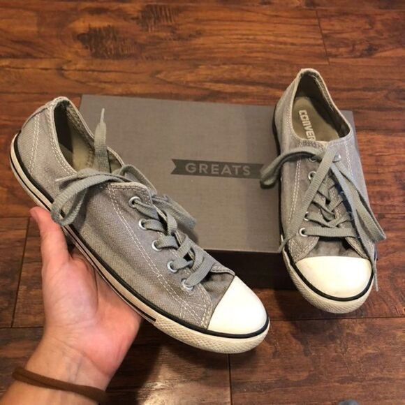 CONVERSE cta low top gray shoes sneakers sz 7 womens - Picture 1 of 5